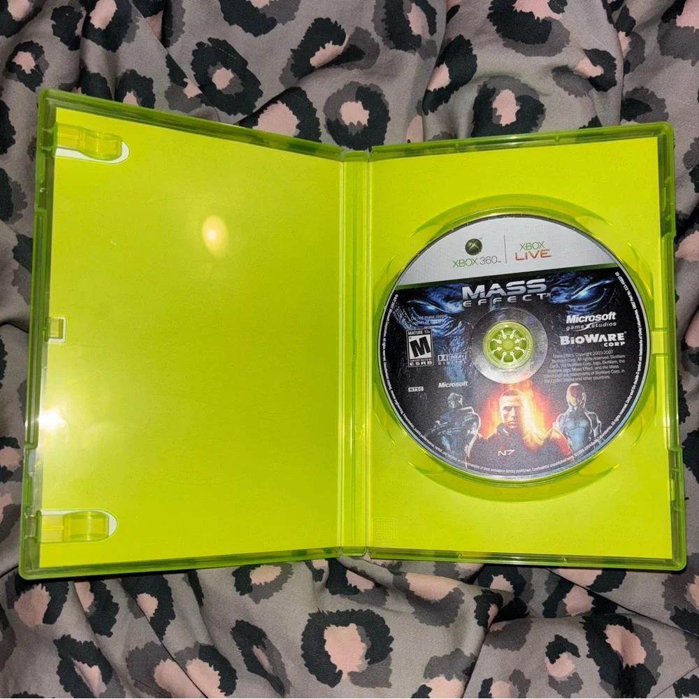 Xbox 360 Mass Effect Video Game